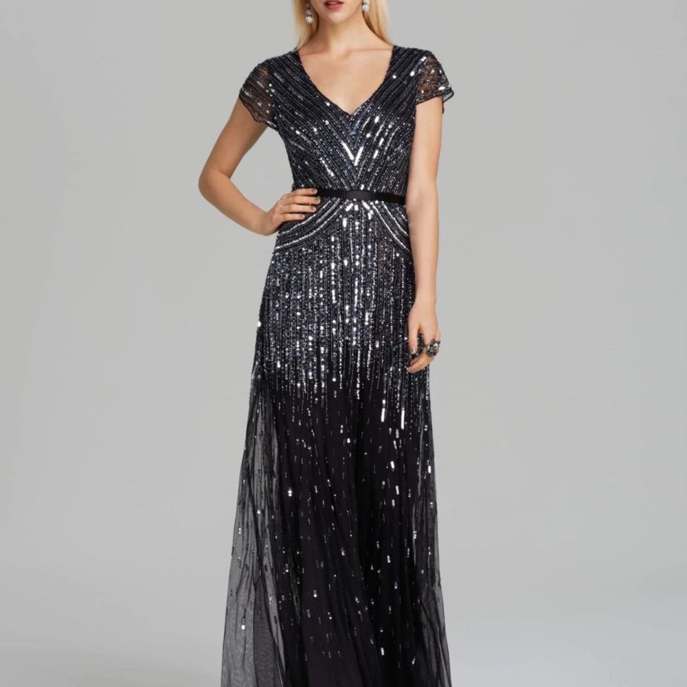 Adrianna Papell Black Beaded Short Sleeve Formal Gown 8 V Neck